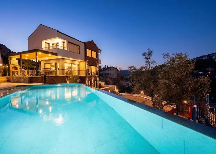 Greenblue - Unique In Nature With A Pool Βίλα