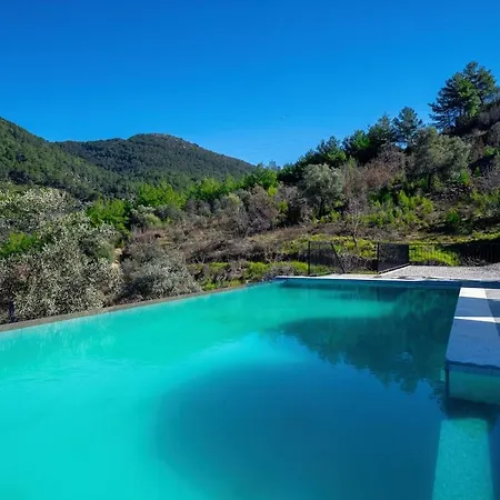 Greenblue - Unique In Nature With A Pool 빌라