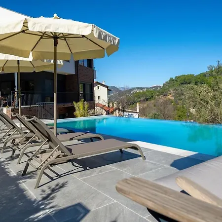 Greenblue - Unique In Nature With A Pool